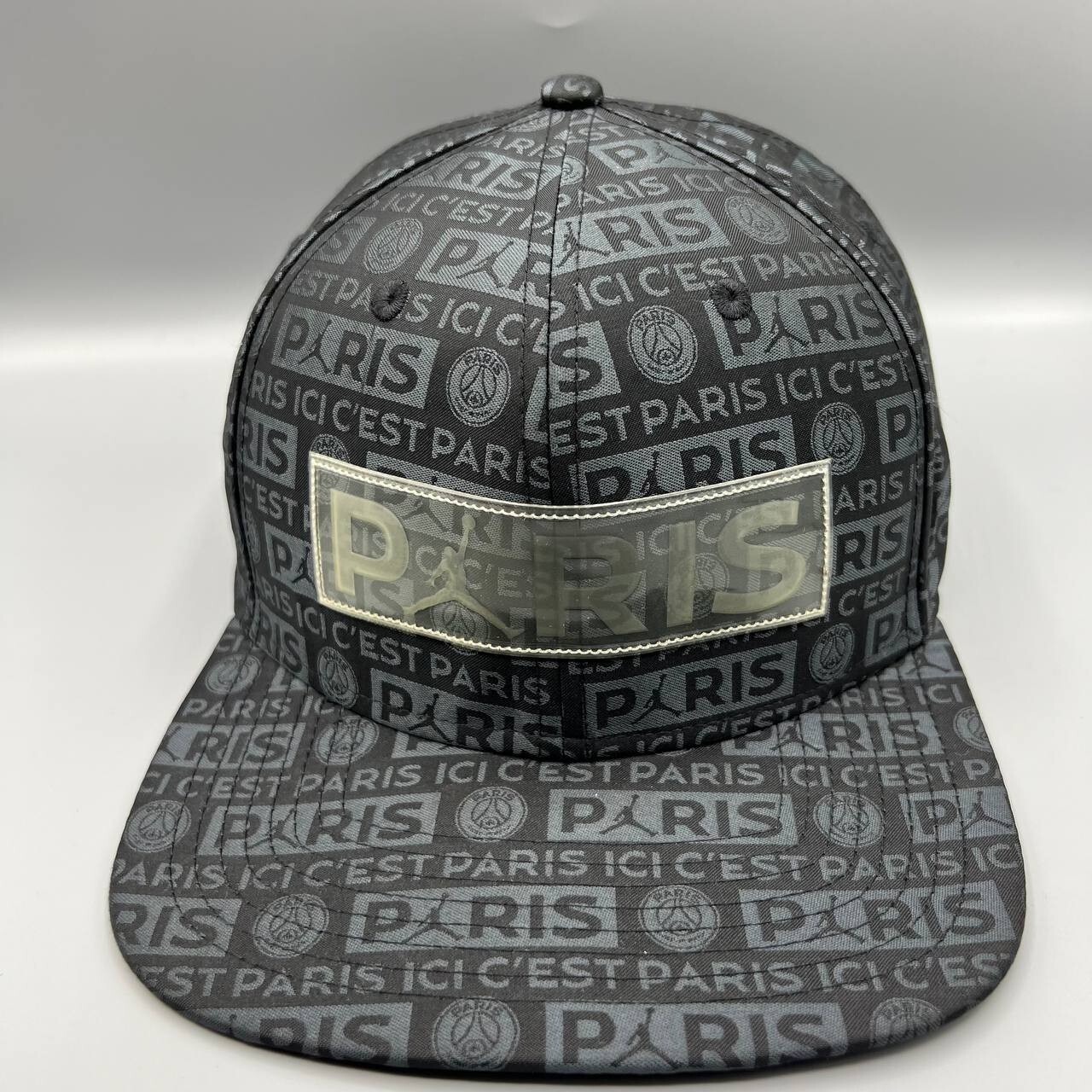 【新品未開封】Jordan PARIS SAINT-GERMAIN キャップ Air Jordan Hat Men Black All Over Logo Paris Saint Germain