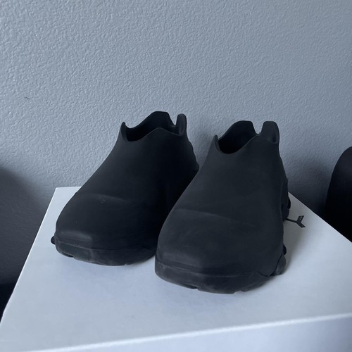 ＊GIVENCHY＊ Monumental Mallow Slip On Sneaker Givenchy Monumental Mallow Low 