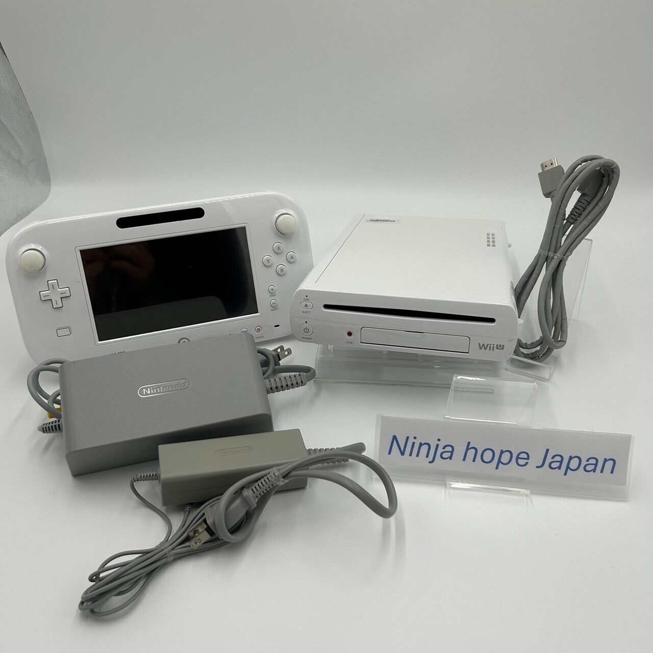 Nintendo Wii U WUP-101 32GB Premium Shiro Console Set Tested Nintendo Wii U WUP-101 32GB Premium Shiro Console Set Tested