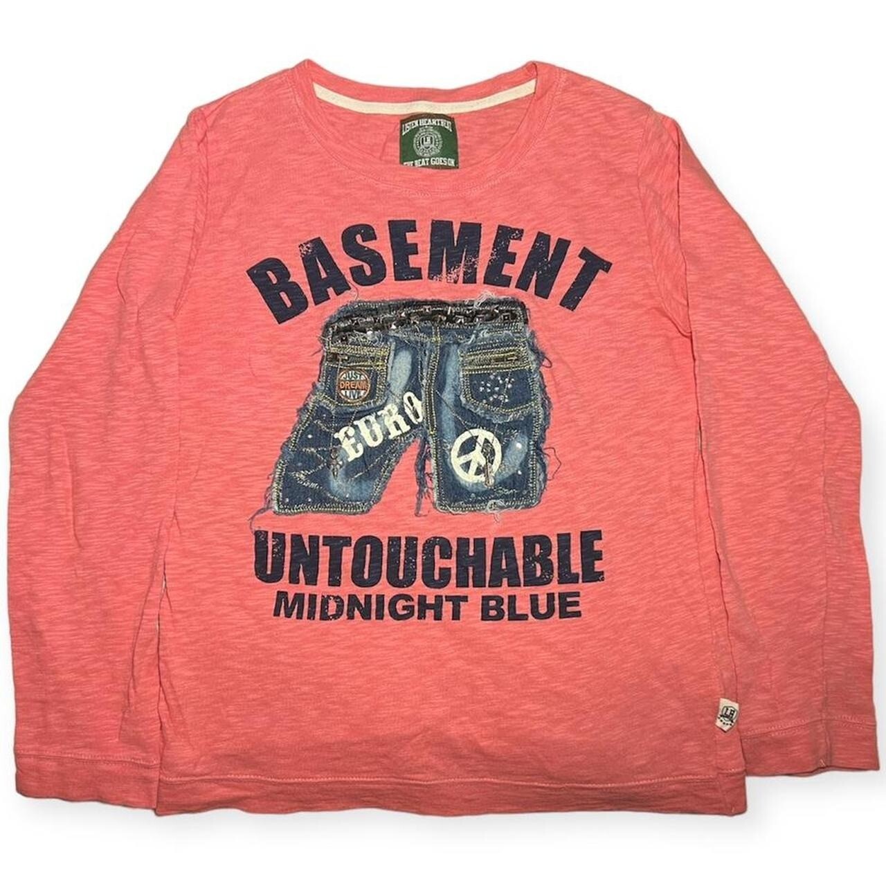 【The Barnnet】Heart Logo Top The Barnnet Heart Logo Short Sleeve T-Shirt on Bunjang