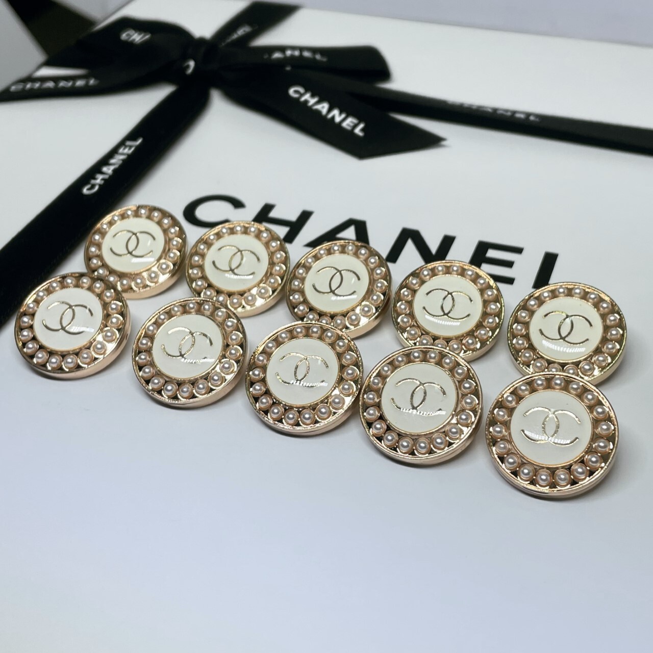 CHANEL ボタン $_57.JPG?set_id=880000500F