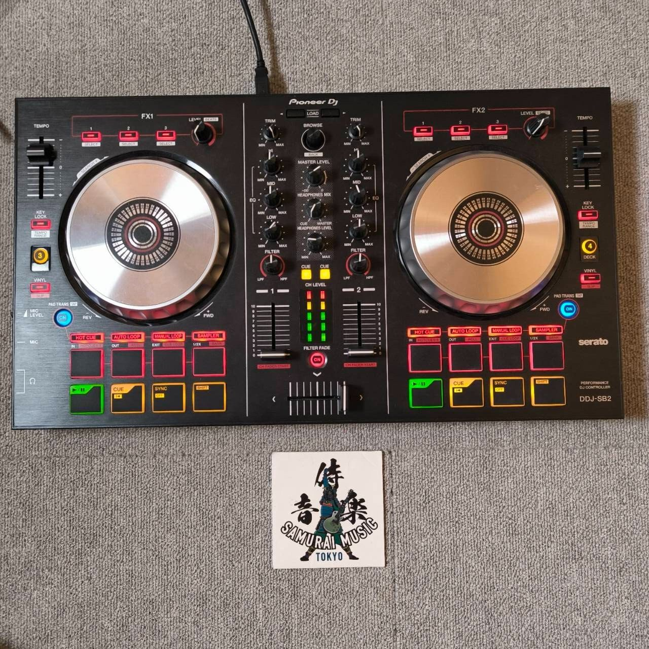 Pioneer DJ DDJ-SB2 DJコントローラー Pioneer DDJ-SB2 DJ Controller for Serato | zZounds