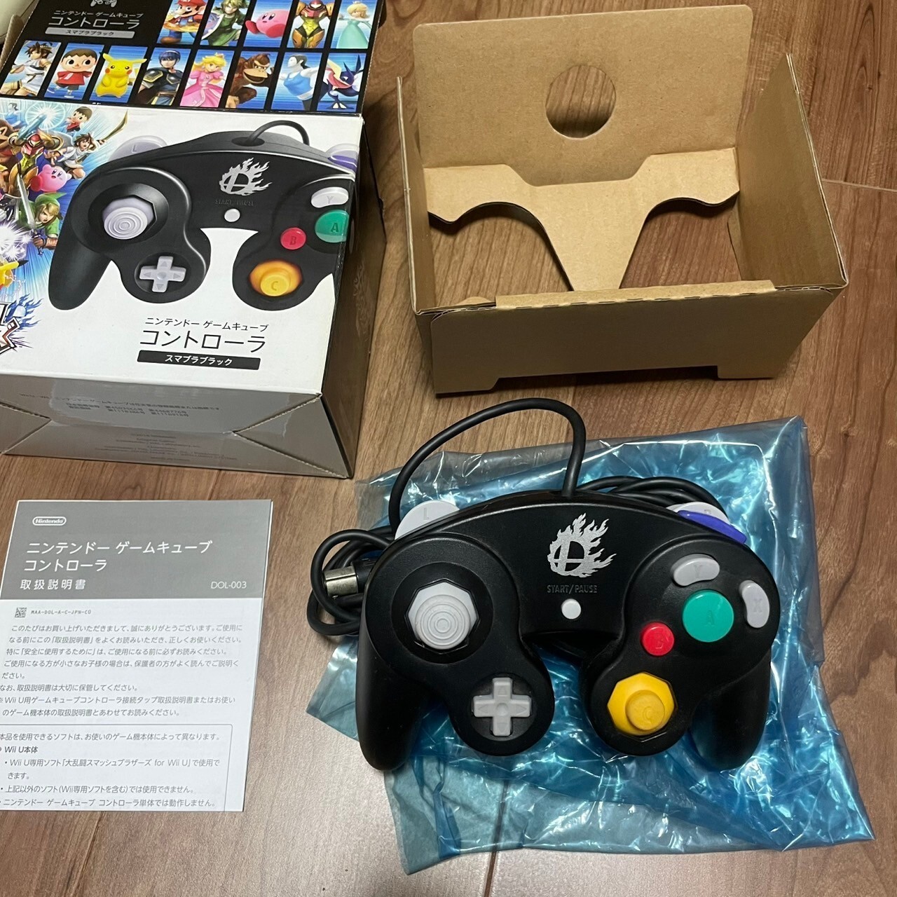 GAMECUBE　動作品　元箱　説明書等フルセット　テスト用スマブラ付き Amazon.co.jp: Nintendo Super Smash Bros. White Classic