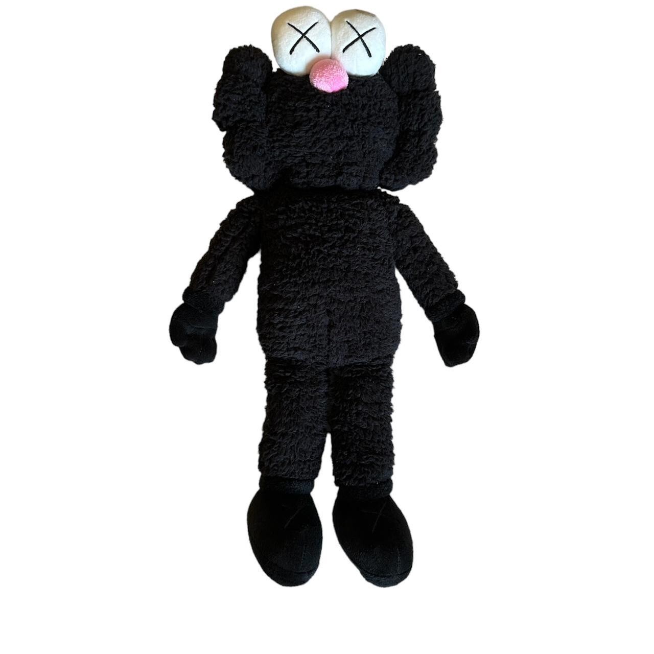 #2 KAWS FAMILY BLACK カウズ Kaws, Family Figures, Black Version, 2021, Painted Cast
