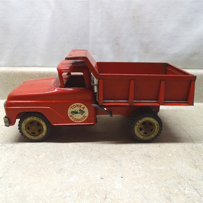 Vintage Tonka Hydraulic Red Dump Truck, Pressed Steel, 1962-63