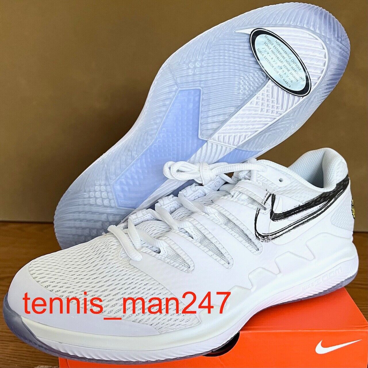 Nike Roger Federer 2019 Wimbledon Zoom Vapor X ON Uniqlo Nike Roger Federer 2019 Wimbledon Zoom Vapor X ON Uniqlo