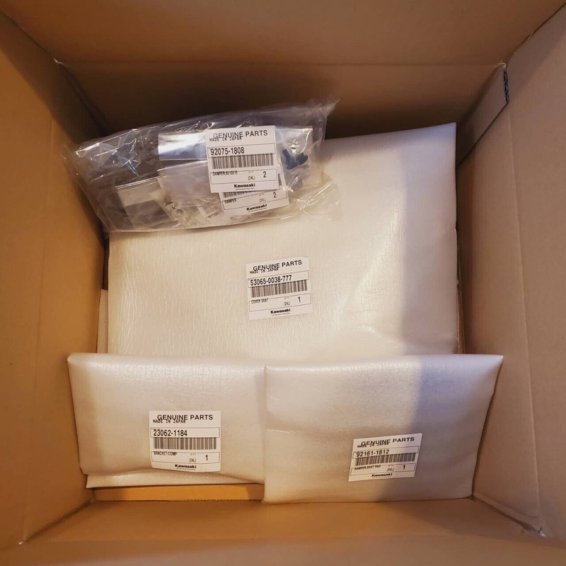 プレステ3 R様 Amazon | ZX-6R シングルシートカウル 緑 53065-0022 カワサキ