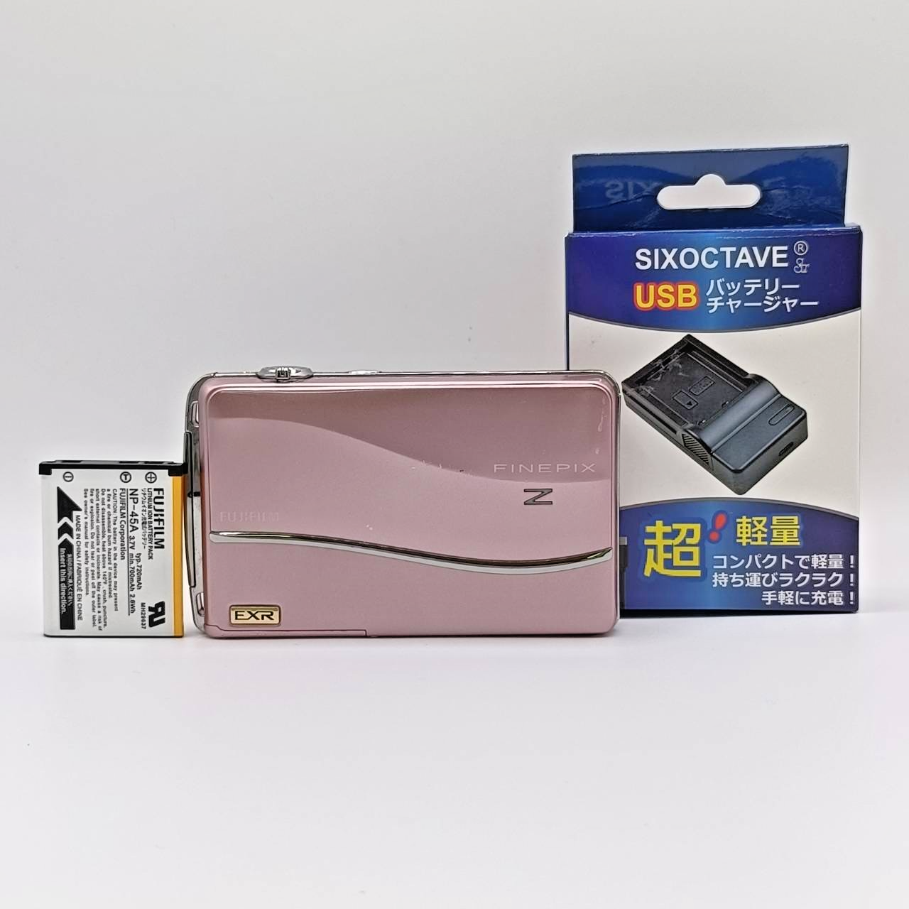 【美品】FUJIFILM FINEPIX Z800EXR ピンク 元箱・充電器付 N.MINT] FUJIFILM FinePix Z800EXR Pink 12.0MP Digital Camera