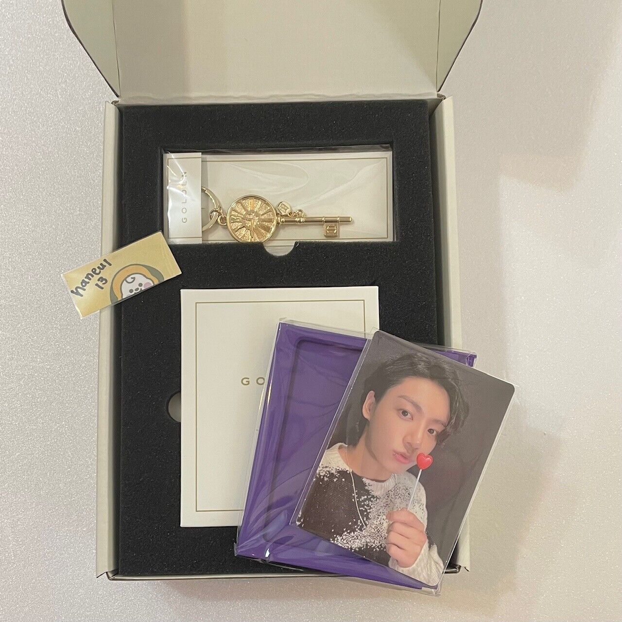 BTS JUNGKOOK MERCH BOX #18 Golden Official ARMY Membership BTS JUNGKOOK MERCH BOX #18 Golden Official ARMY Membership