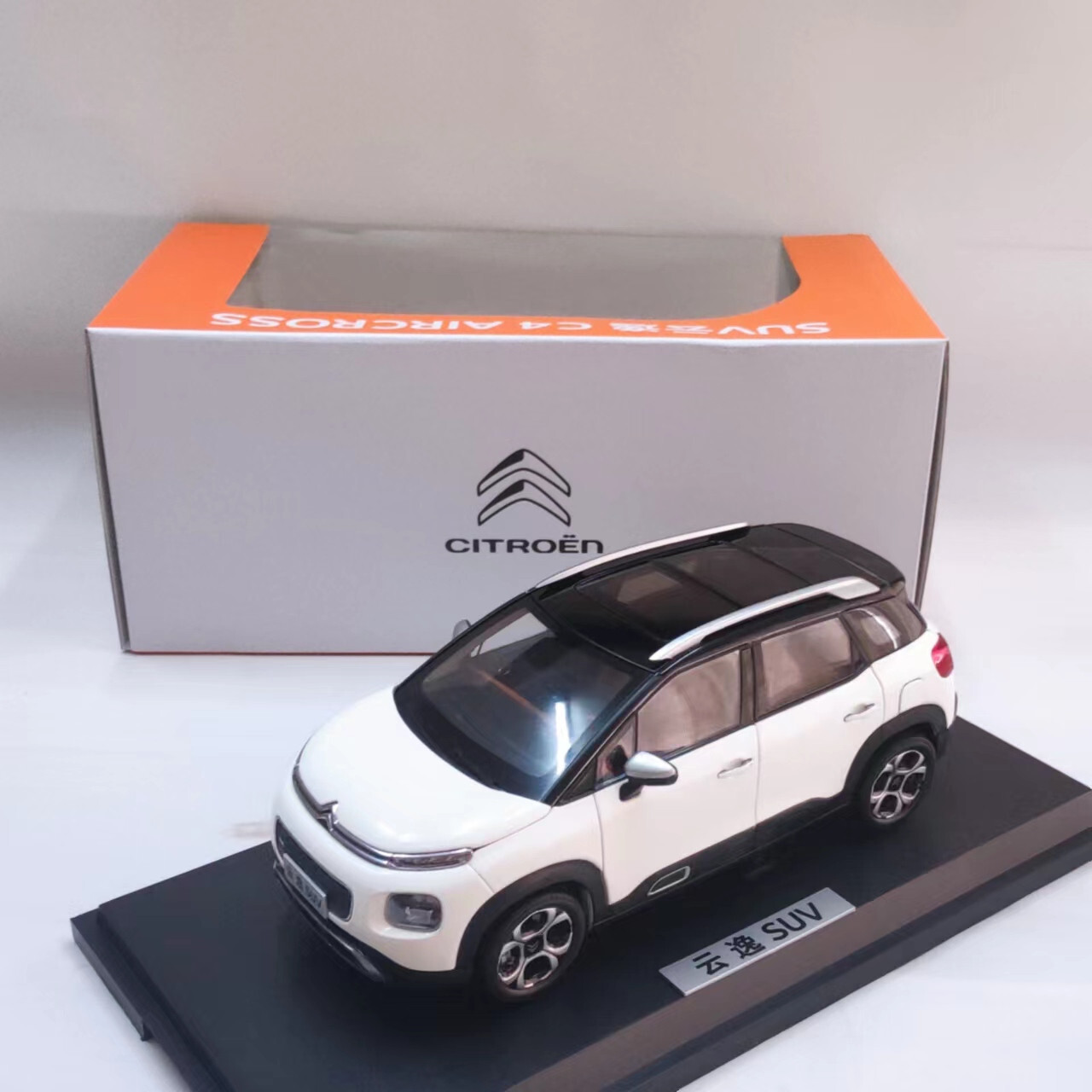 1/18 Citroen C4 Aircross /2018 China DongFeng Citroen Dealer