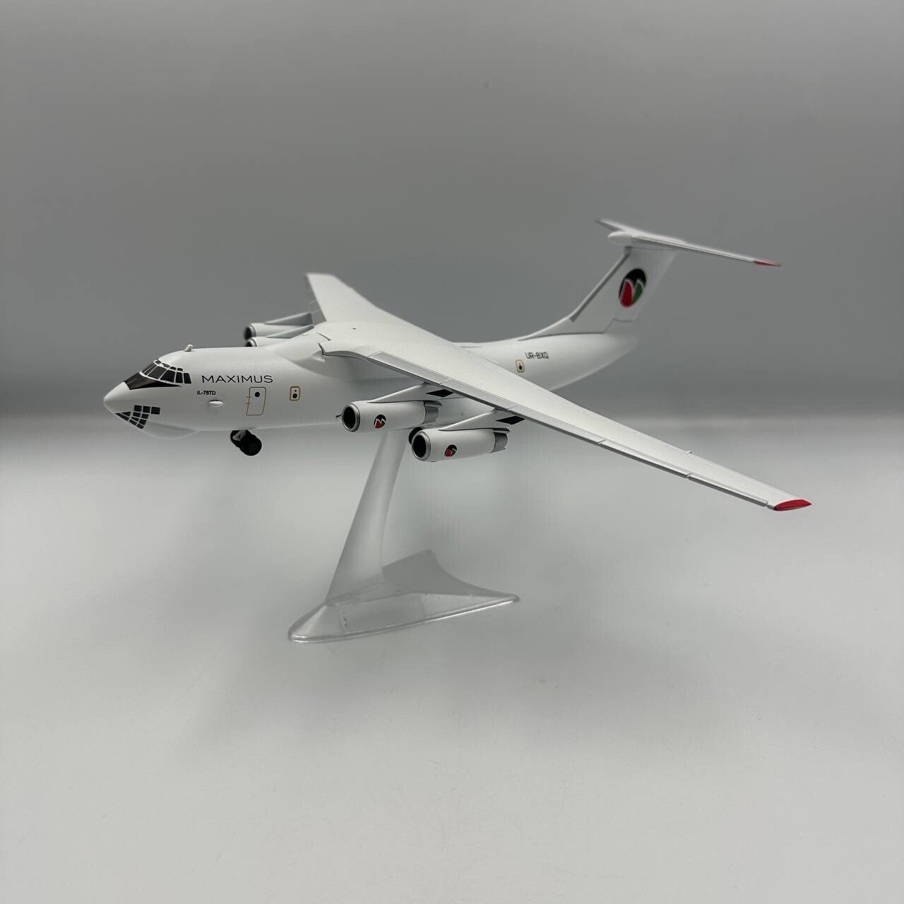 Aircraft model Ilyushin IL-76 TD Maximus Air Cargo UR-BXQ 1