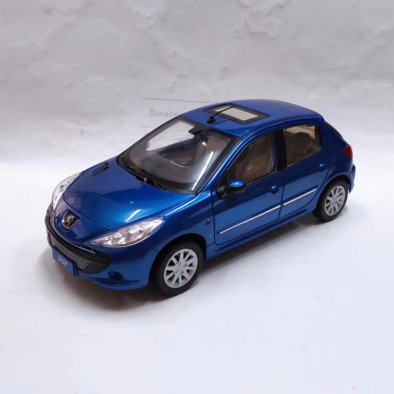 1/18 PEUGEOT 207 hatchback 5-doors 2010 China Dealer