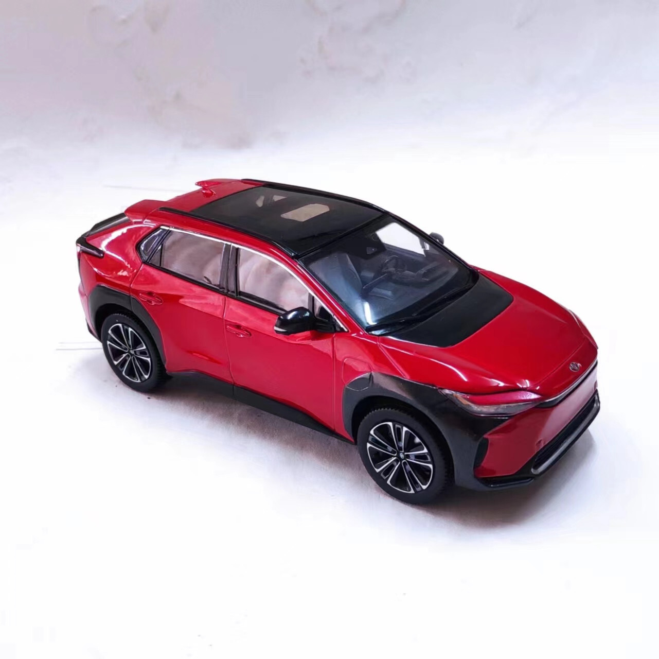 1/30　トヨタ　ポルテ　TOYOTA　ミニカー　赤　非売品　レッド Amazon | トヨタ ポルテ ミニカー 1 30 スーパーレッドV 3P0 赤