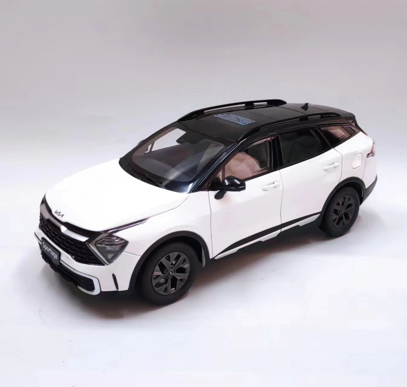 305-104 DONGFENG 1/18 ルノー KADJAR ブラック 1:18 Original RENAULT KADJAR off-road vehicle alloy