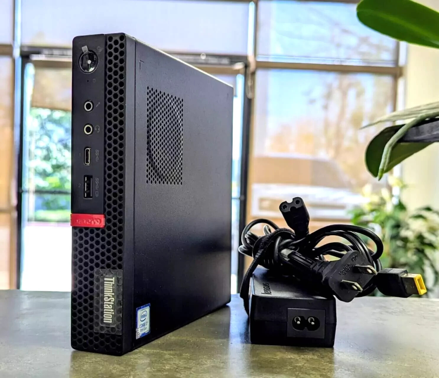 ミニPC Lenovo ThinkStation P330 Tiny i5 NVIDIA 31D1azaLb5L._UF894,1000_QL80_.jpg