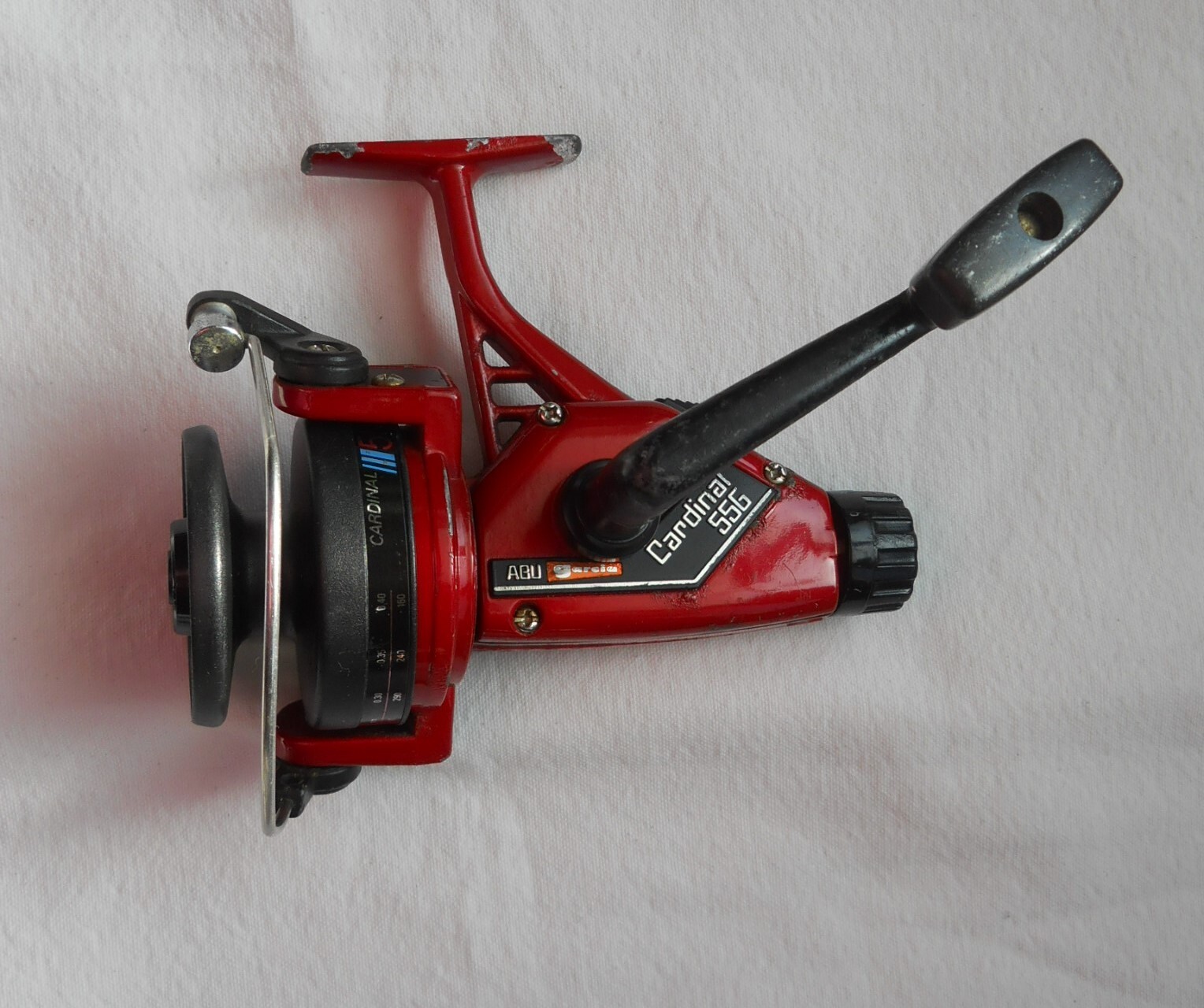 Abu Garcia red 556 high speed spinning reel made in Sweden Abu Garcia red 556 high speed spinning reel made in Sweden