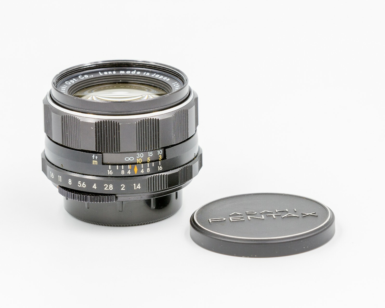 ASAHI PENTAX Super-Takumar 1:4/50 レンズ オールドレンズ・ポートレート：オールドレンズの定番Super