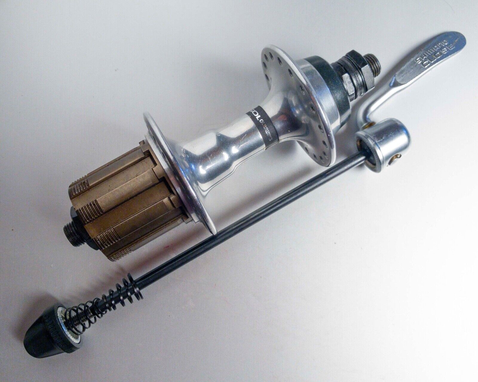 Shimano 105 mozzo posteriore FH-1051 36 h rear space 126 mm Shimano 105 mozzo posteriore FH-1051 36 h rear space 126 mm