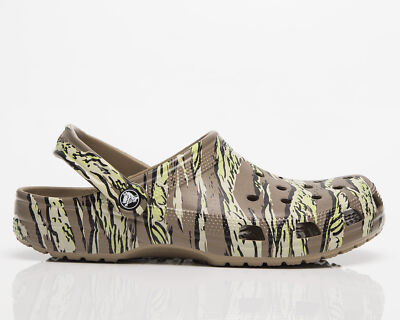 

Crocs унисекс классические камуфляжные сабо с принтом мужские хаки/зеленый/белый/черный, Коричневый, Crocs Unisex Classic Printed Camo Clog