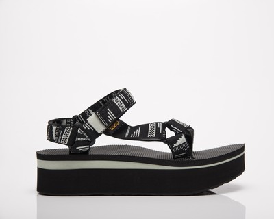 

Teva Flatform Universal Womens Chara Черно-белые повседневные сандалии Lifestyle, Черный, Teva Flatform Universal
