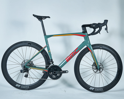2018 BMC Roadmachine 01 TWO 11 Speed Disc Road Bike - 56cm - Pre-Owned Reg.$9500