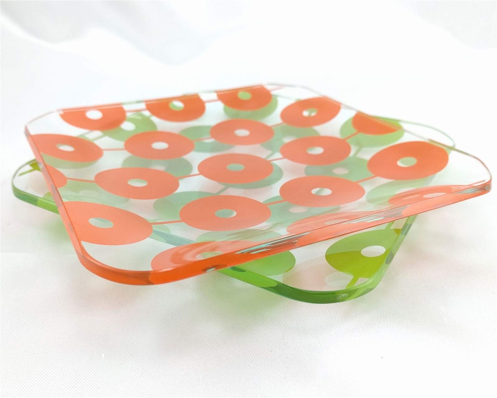 Pair Vintage Pop Art Inspired Dishes One Each Orange & Green Linked Circles