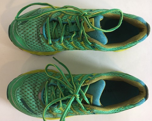 Merrell Womens Island Green & Yellow Sz 7.5 Vented Running Shoes J57170