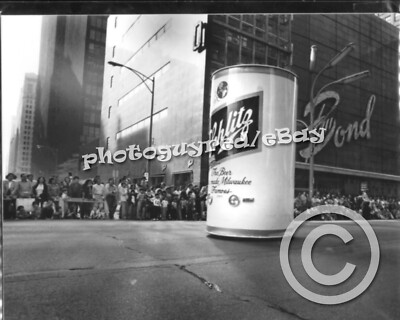 Schlitz beer-8 x 10 inch photograph-Chicago Parade