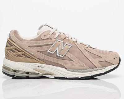 

New Balance Unisex M1906R Мужской Mindful серый/лунный луч/серебристый металлик, Бежевый, New Balance Unisex M1906R