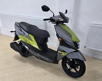 Suzuki UN125 Avenis 125 Scooter