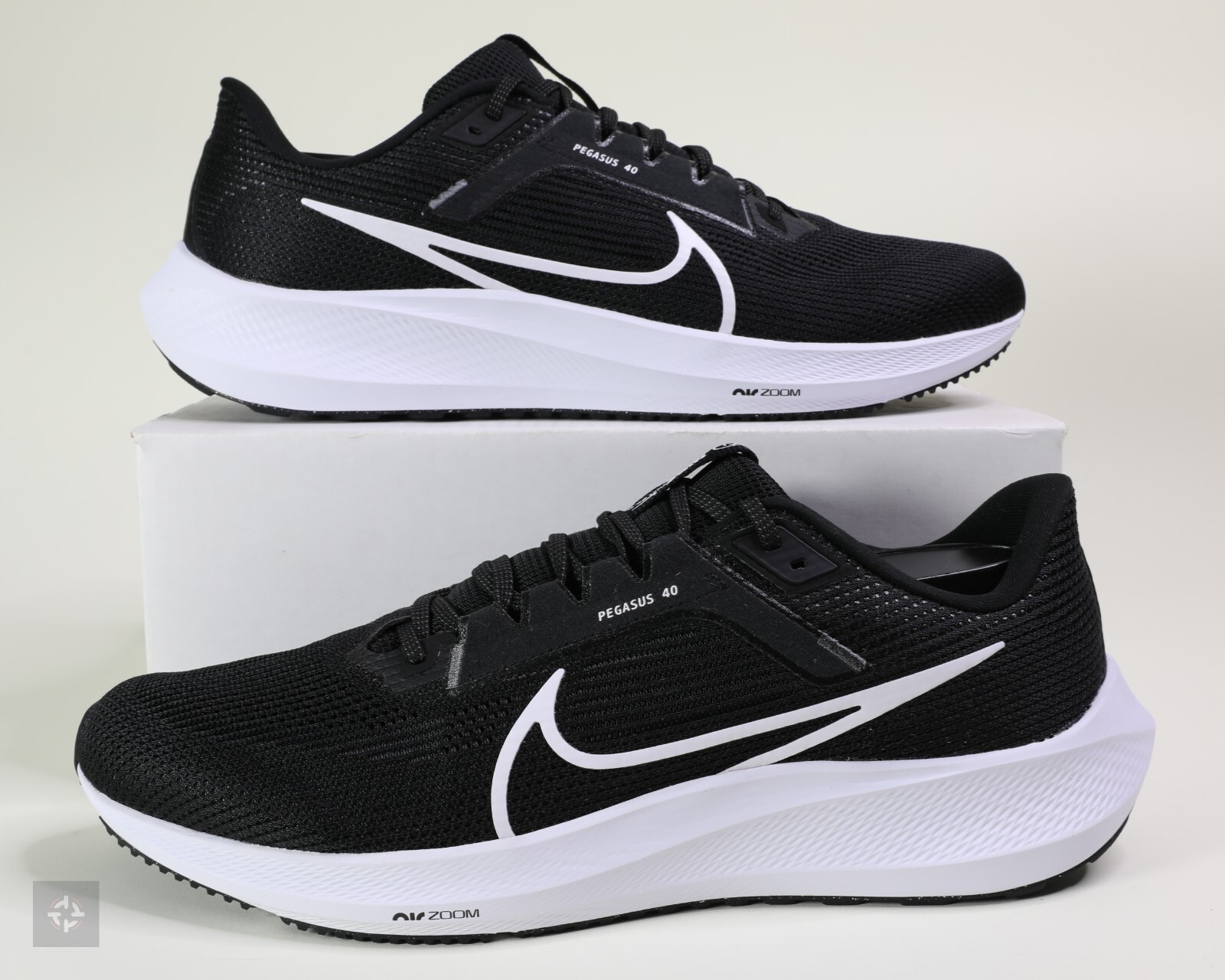 Nike Air Zoom Pegasus 40 Black White Athletic Shoes Men's Nike Air Zoom Pegasus 40 Black White Athletic Shoes Men's