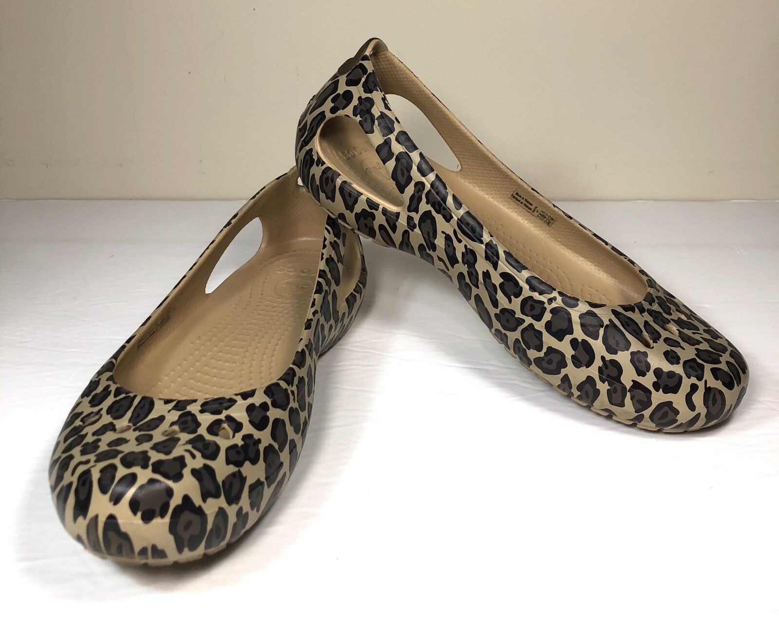 cheetah print crocs