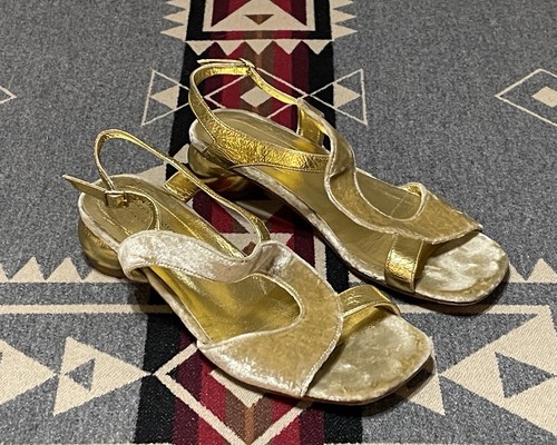 関税送料込Dries Van Noten Gold Frill Sandals Dries Van Noten Gold Frill Heels Online | Camargue Fashion