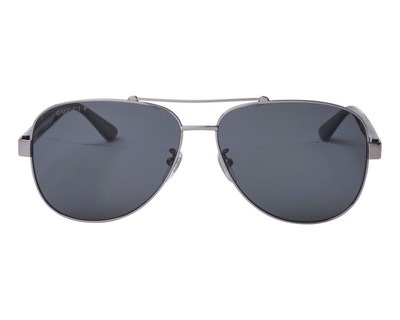 Pre-owned Gucci Gg0528s-007-63 Ruthenium - Crystal - Grey Polarized In Gray
