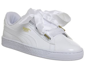PUMA Basket Heart Patent Damen Sneaker - EU 42 PUMA Basket Heart Patent Damen Sneaker - EU 42