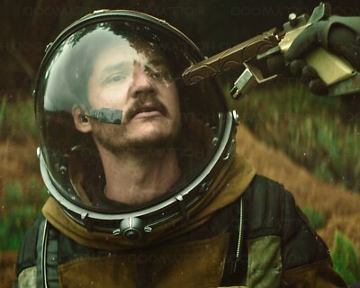 Pedro Pascal 8x10 Photo WM
