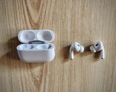 AirPodsプロ Apple AirPods Pro (2nd Generation) with MagSafe Wireless