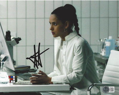 ADRIA ARJONA SIGNED MARVEL 'MORBIUS' 8x10 PHOTO 2 ACTRESS BECKETT BAS COA