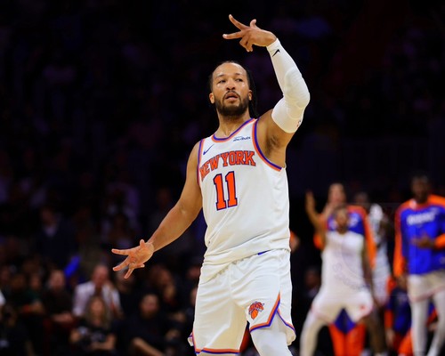 スポーツ NBA BALLERS Jalen Brunson RARE Zuru NBA Ballers