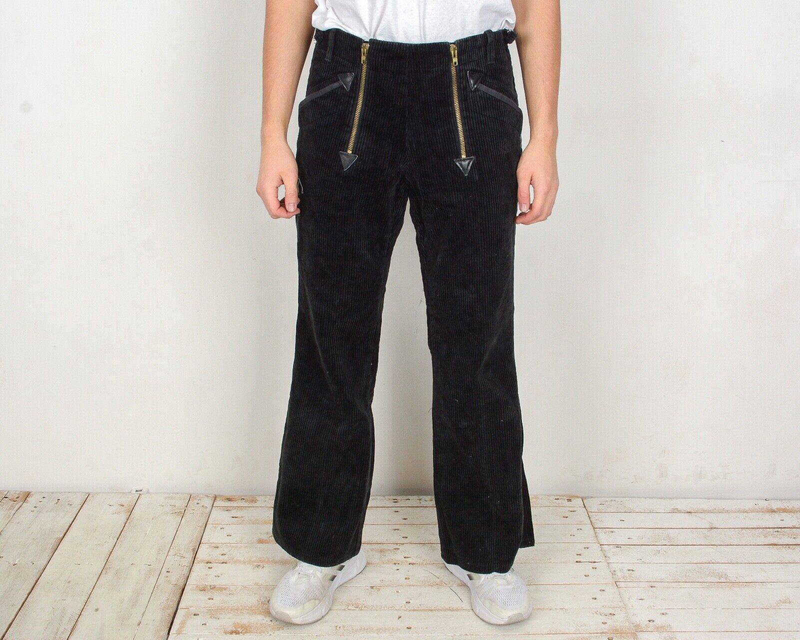 HOBBY Vintage 1967 Corduroy Pants Men W34 L32 Bootcut leg HOBBY Vintage 1967 Corduroy Pants Men W34 L32 Bootcut leg