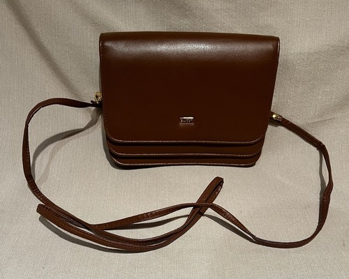 Wallet body bag／brown Universal Thread Ring Mini Crossbody Bag Wallet NWOT Brown