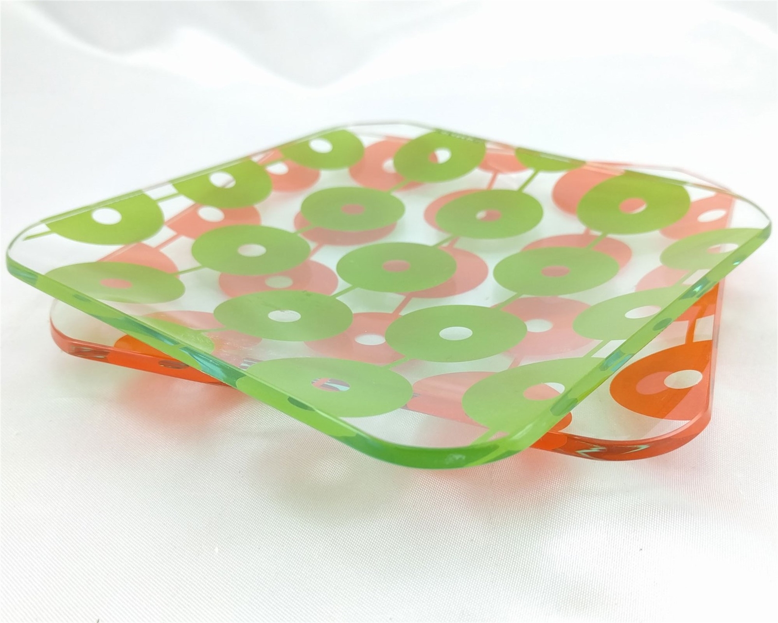 Pair Vintage Pop Art Inspired Dishes One Each Orange & Green Linked Circles