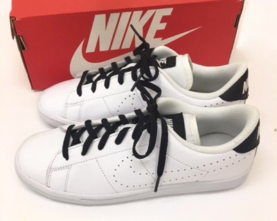 Nike leather Brand New boys youth 5 tennis shoes sneakers...