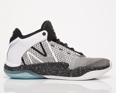

Мужские белые черные баскетбольные кроссовки New Balance TWO WXY 2 Cookies -amp; Cream, Белый, New Balance TWO WXY 2
