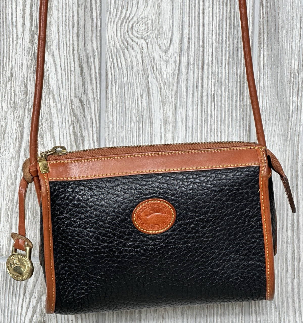【極美品】Dooney&Bourke リュック ドローコード ネイビー レザー シーバイクロエ See By Chloe リュック バックパック ジョイ