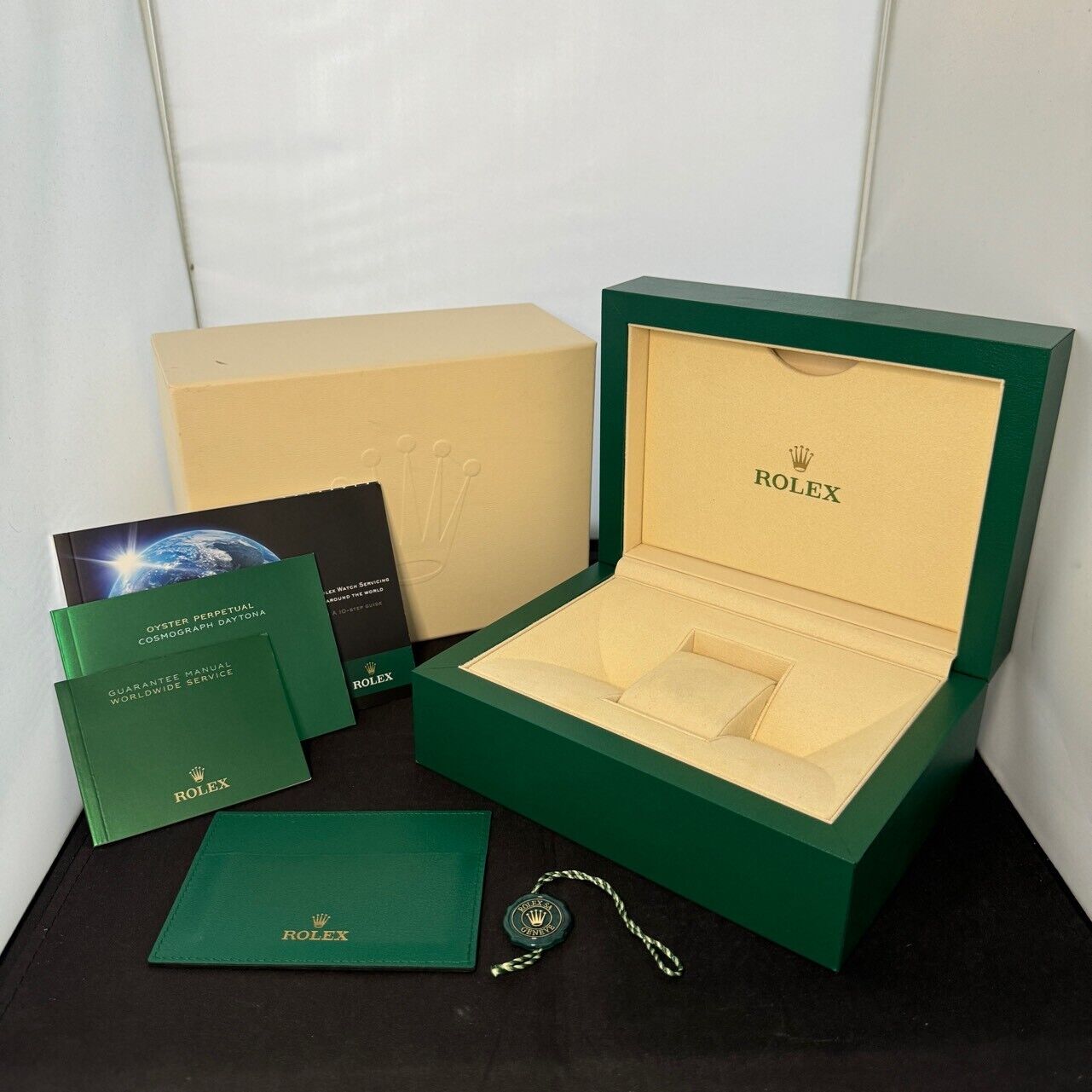 ROLEX Watch Box Case 39141.01-OYSTER L Booklet of DAYTONA ROLEX Watch Box Case 39141.01-OYSTER L Booklet of DAYTONA