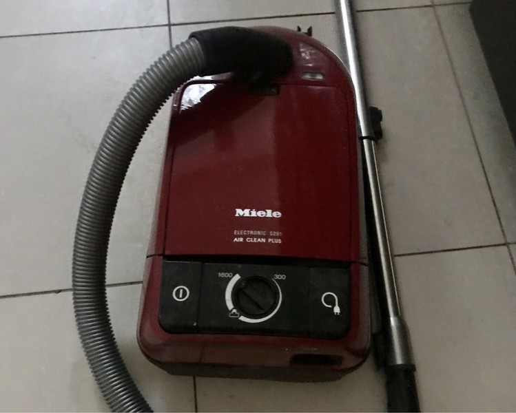 Miele Electronic S291Vacuum Air Clean Plus | Vacuum Cleaners | Gumtree  Australia Banyule Area - Lower Plenty | 1284172876