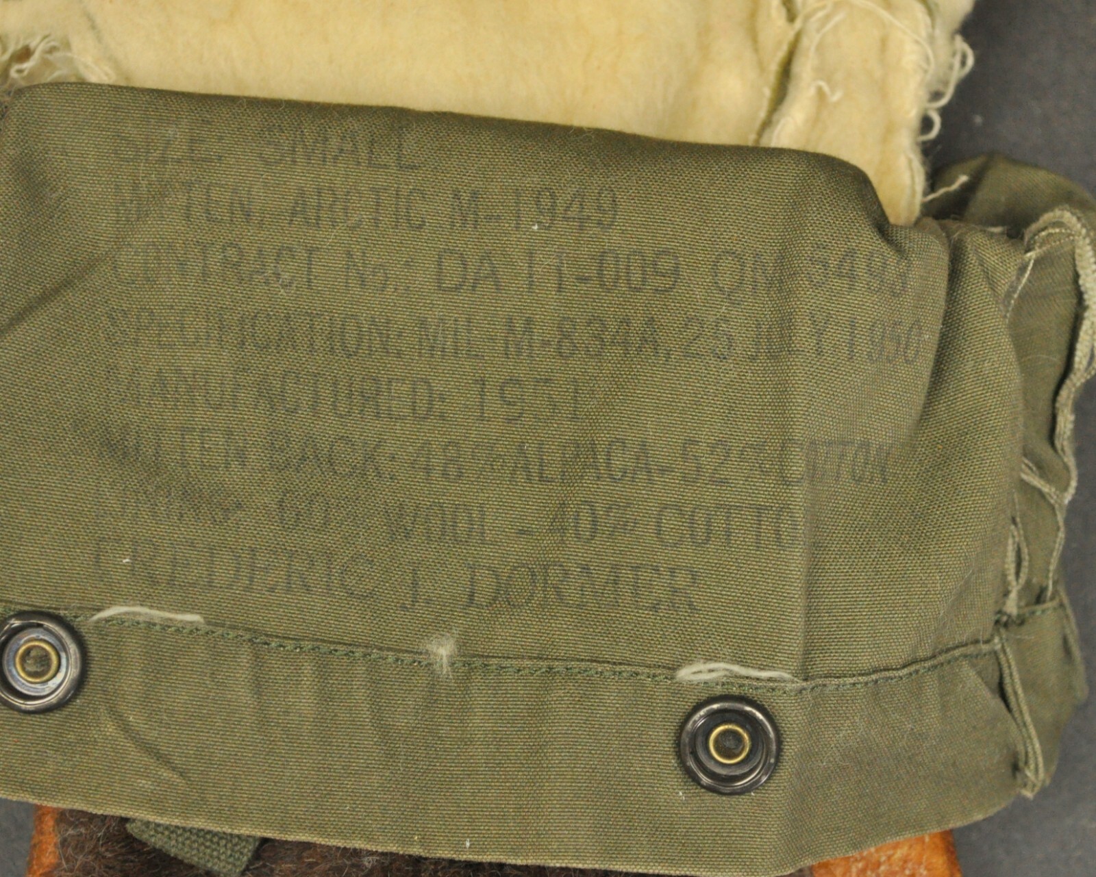 Vintage 1950s Arctic M-1949 Gauntlet Extreme Cold US Army Issued Mittens Gloves