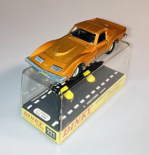 Dinky Toysミニカー　コルベット・スティングレイ　221（ケース付き） $_12.JPG?set_id=880000500F