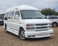 FRESH IMPORT CHEVROLET ASTRO EXPRESS DAY VAN 5.7 VORTEX AUTOMATIC 7 SEATER WHITE